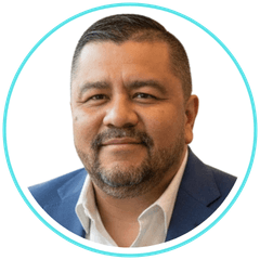 Ricardo León, fundador de Salgamos Juntos De Esta, sonriendo